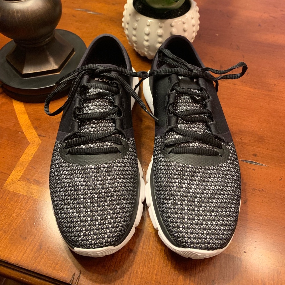 Under Armour SpeedForm Fortis 2 running shoes